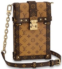 Louis Vuitton Pochette