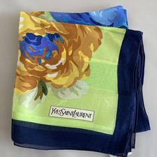 Sciarpa di seta floreale Yves