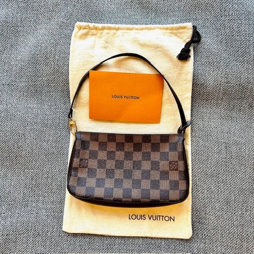 Louis vuitton pochette - louis,