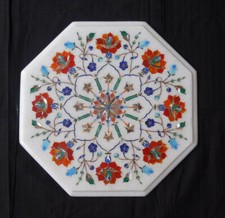 Tavolo da pranzo intarsiato