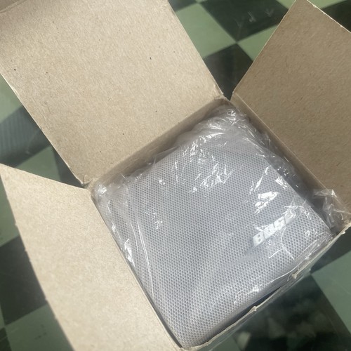 Bose mint single cube speaker - mint,
