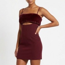 Armadio nudo marrone bordeaux