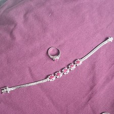 Set anello e bracciale moderno