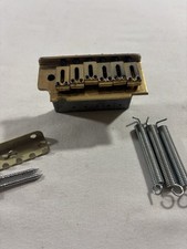 Ponte tremolo sincronizzato