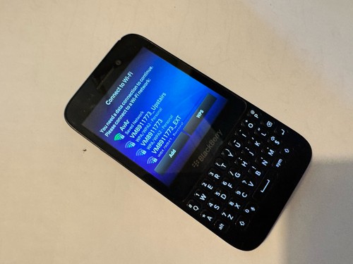 Blackberry smartphone - -,