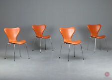 Sedia Fritz Hansen serie 7