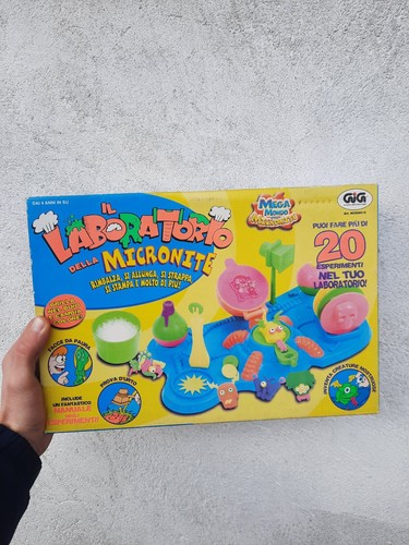 Laboratorio della micronite - della,