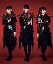 703001-0001 BABYMETAL Furgoni