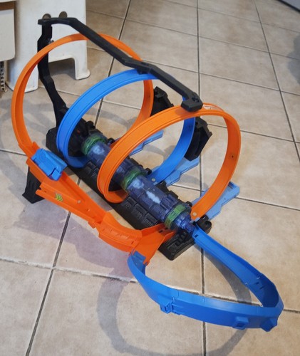 Pista hot wheels - hot, schianti