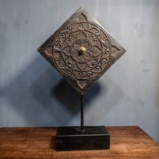 Antico pannello da soffitto