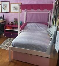 Letto Vibel in legno di qualità con doghe + materasso a 1 piazza + 2 cassettoni.