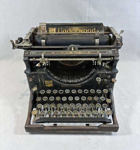 Macchina scrivere underwood - da,