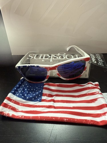 Oakley frogskin old - glory, +red