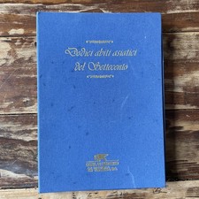 Dodici abiti asiatici - dodici,
