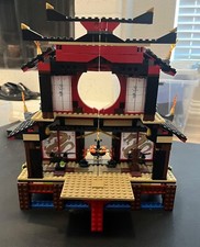 Lego 2507 Ninjago - Tempio del Fuoco