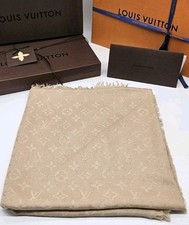 Louis Vuitton Chale - Monogram