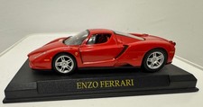 Modellino Ferrari Enzo scala