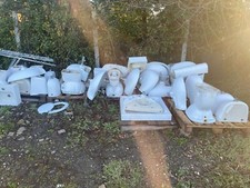 Sanitari bagno lavabo, gabinetto, bidet di colore bianco