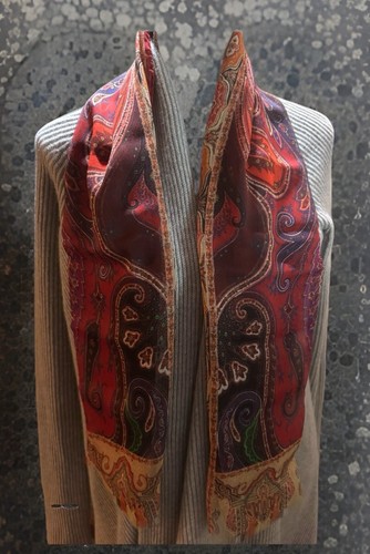 395 nuova sciarpa design - $395,
