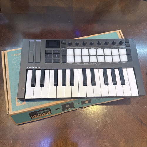 Novation launchkey mini - launchkey, mk4