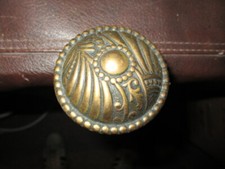 MW.A859: ANTIQUE GOLD ENGRAVED