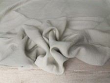 Tessuto al metro in pura lino