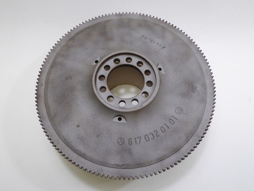 Mercedes 240d 8 w115 - 3.0, /8