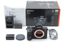 【Corpo fotocamera digitale mirrorles Sony a7 III a7III come nuovo in scatola S/C 3300】