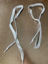 Paio lacci per scarpe - di,