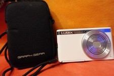 Panasonic LUMIX DMC-XS1