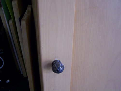 Pomello cassetto porta peltro