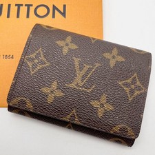 Louis Vuitton Monogram Busta