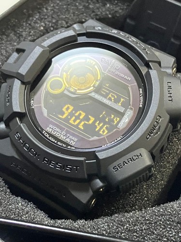 Orologio digitale solare