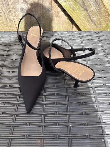 Nuove scarpe ginnastica - nuove, da