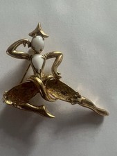 Spilla vintage Trifari Alfred