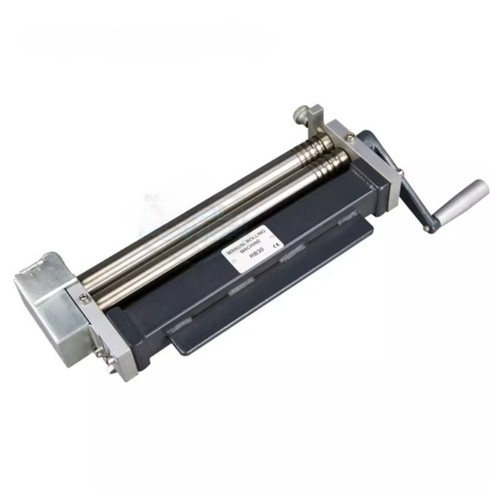 Macchina formatrice rotolo
