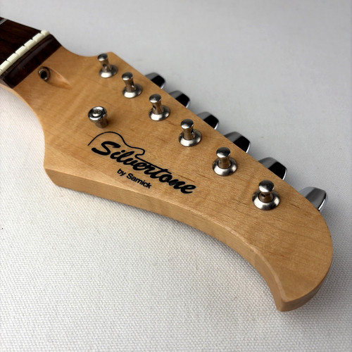 Silvertone destro tipo - destro,