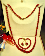 Parure 3 pezzi in Corallo rosso mediterraneo e Oro 18k