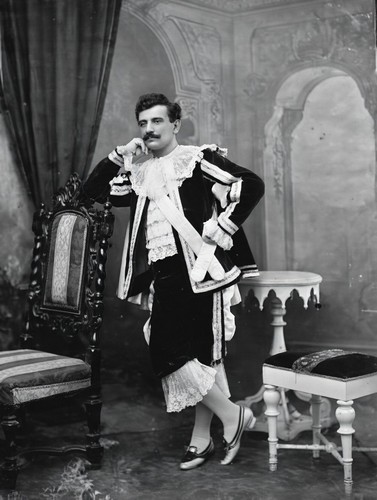 Italian tenor edgardo - italian,