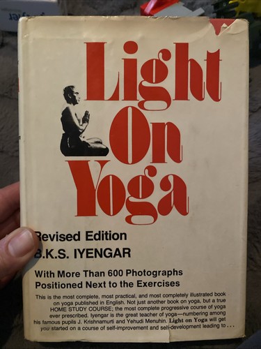 Light yoga revised - light, on