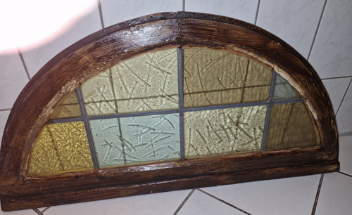 Vecchia finestra legno con - vecchia,