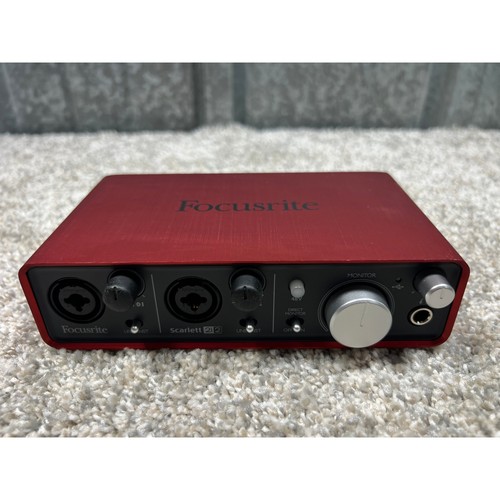 Focusrite scarlett 2i2 - focusrite,