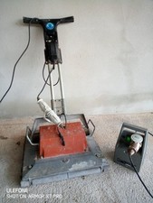 Ballerina per pavimentazione