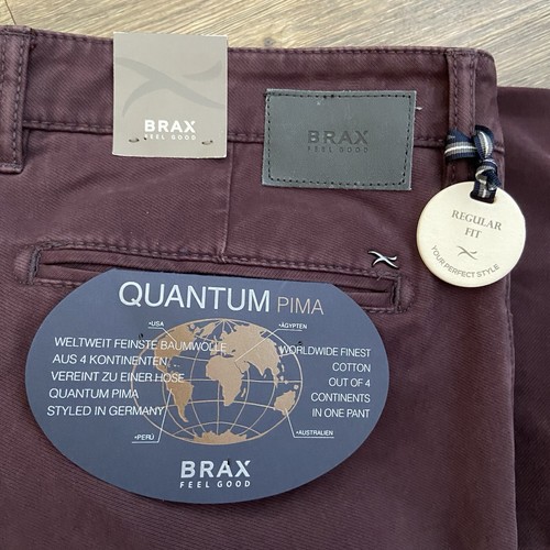 Pantaloni nuovi con etichette