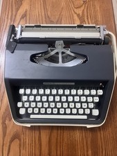 Macchina da scrivere Antares 20 Efficiency  vintage •Anni 60•custodia originale