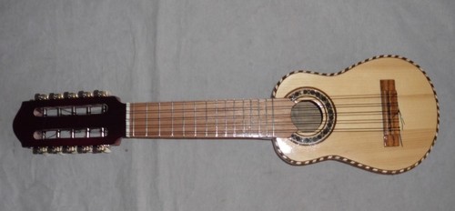 Charango dal perù nuovo - charango, perù,