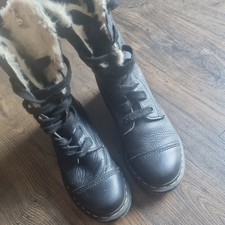 Stivali Dr. Martens Aimilita