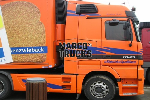 Foto camion mercedes benz - foto, mercedes-benz