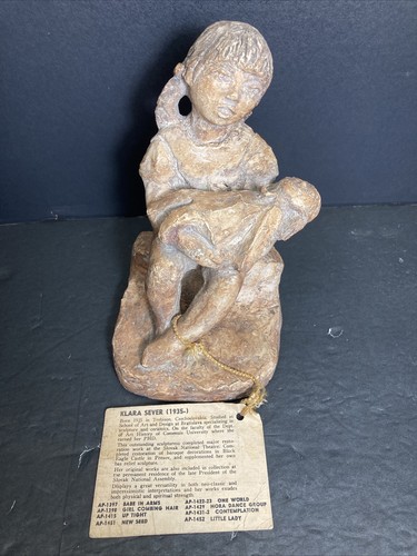 Scultura pietra klara - in,