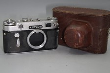 Telemetro sovietico Zorki 6 35 mm stile Leica e custodia